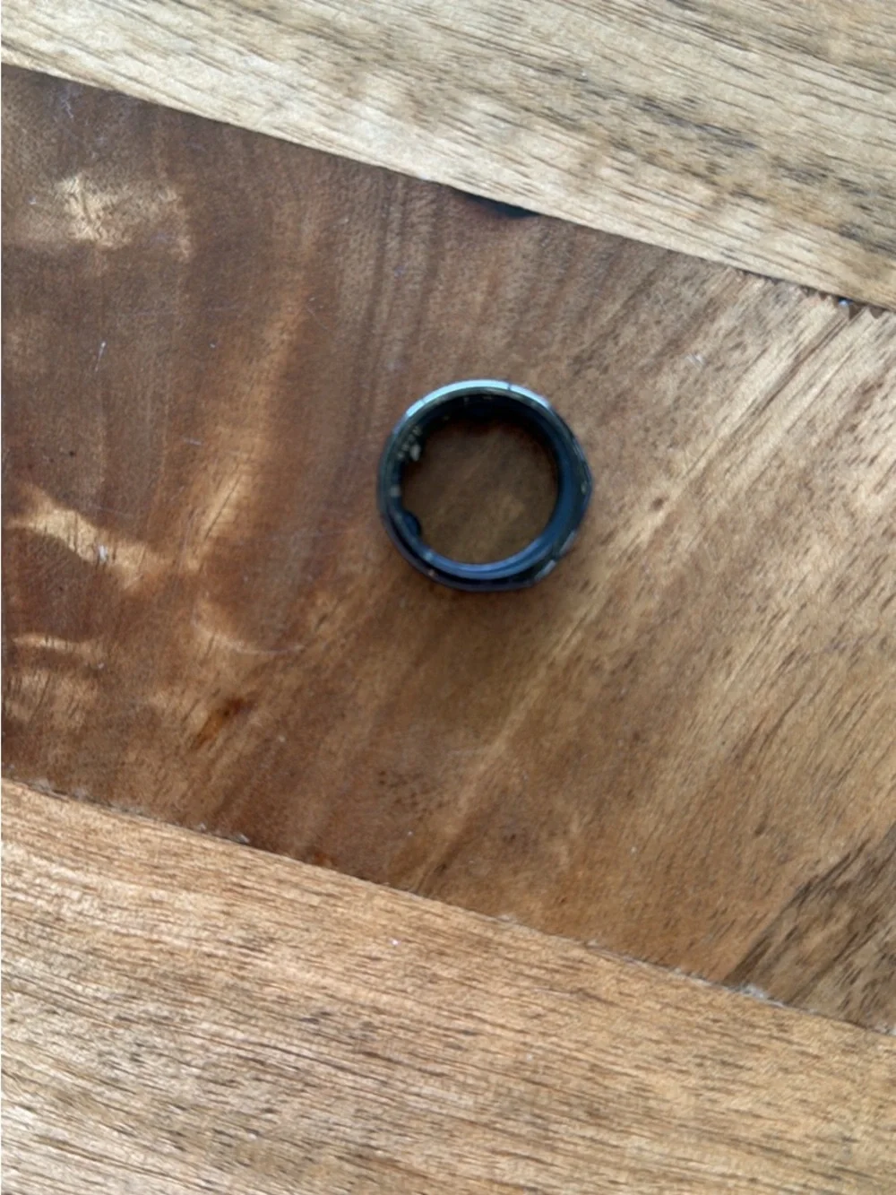 Oura Smart Ring in Black Ceramic